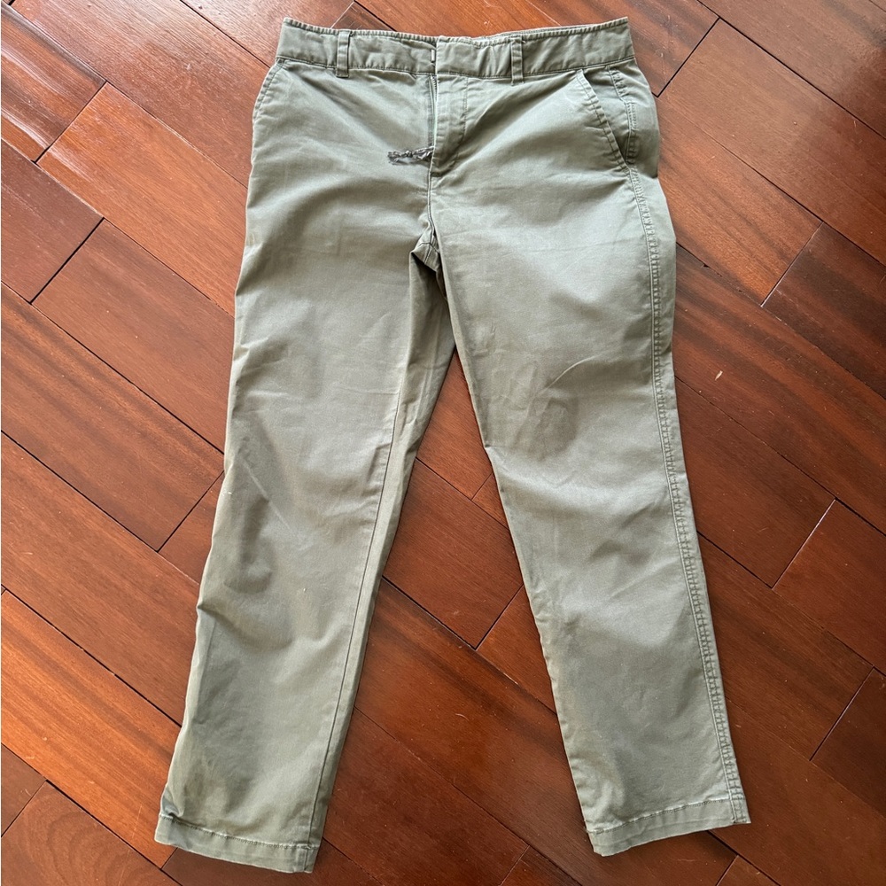 Gap khaki pants